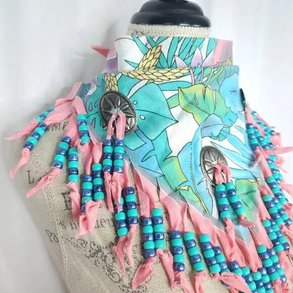 Vintage Neckerchief Western Bandana Pink Bead Medallion - Picture 2 of 7